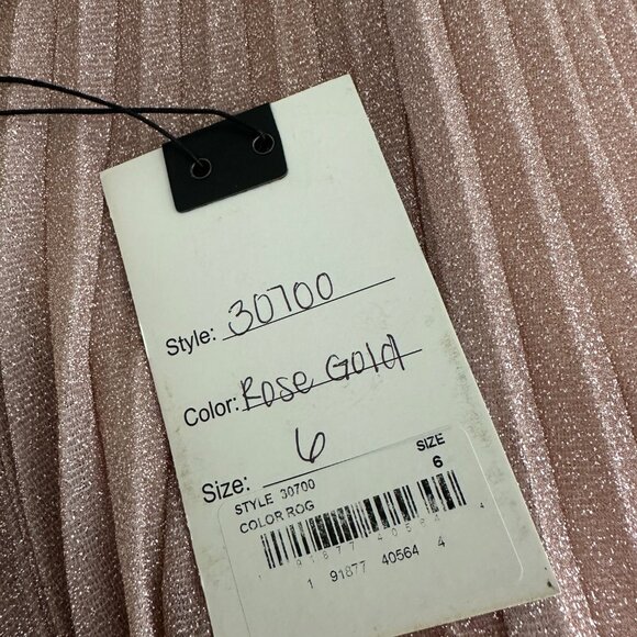 Mac Duggal Shimmering Pleated A-Line 3/4 Sleeve Gown Rose Gold 6 #8617 - Picture 7 of 9